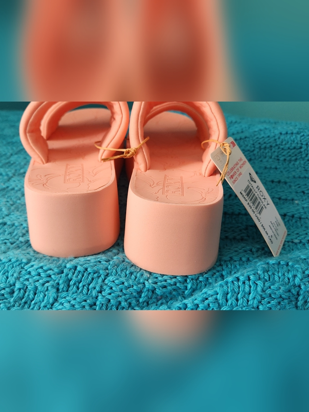 NWT Roxy Women's Totally Tubular Slip-on Slide Sandals Peach color Size 6 - Picture 7 of 7
